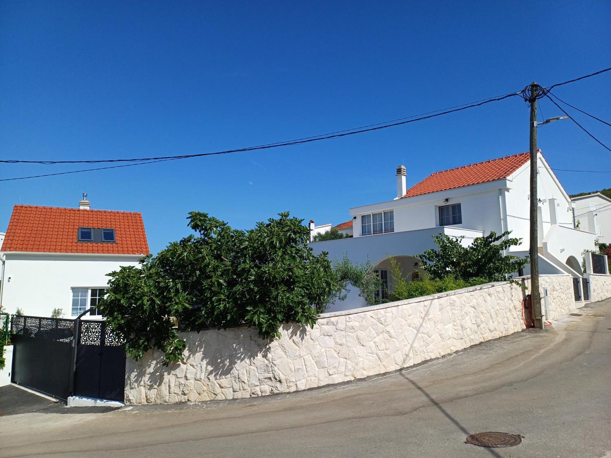 The Three Flowers Pool House Τρογκίρ Εξωτερικό φωτογραφία