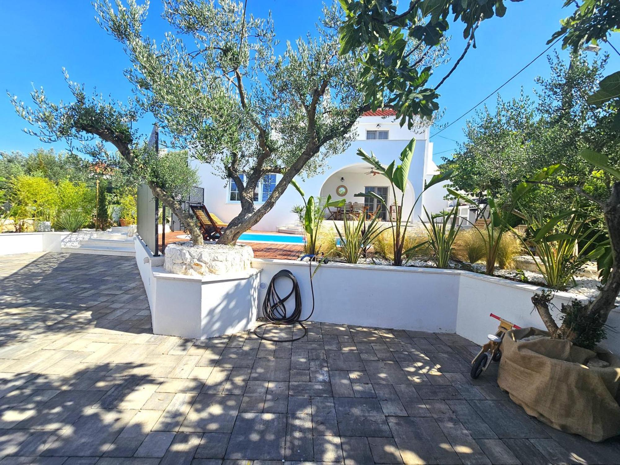 The Three Flowers Pool House Τρογκίρ Εξωτερικό φωτογραφία